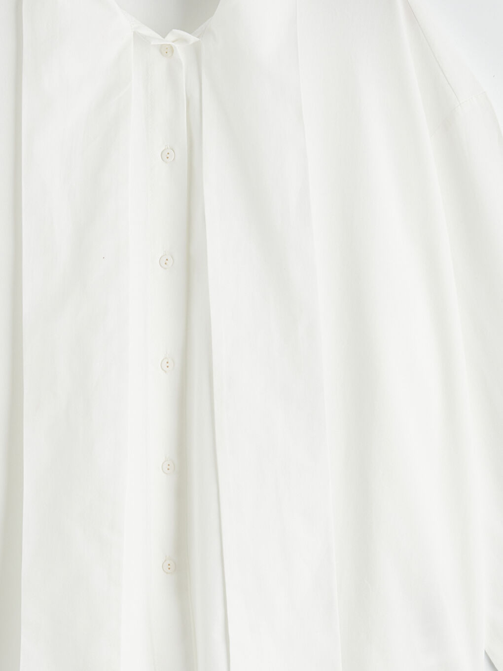 Beyaz Bağlamalı Fular Yaka Poplin Kadın Gömlek-1