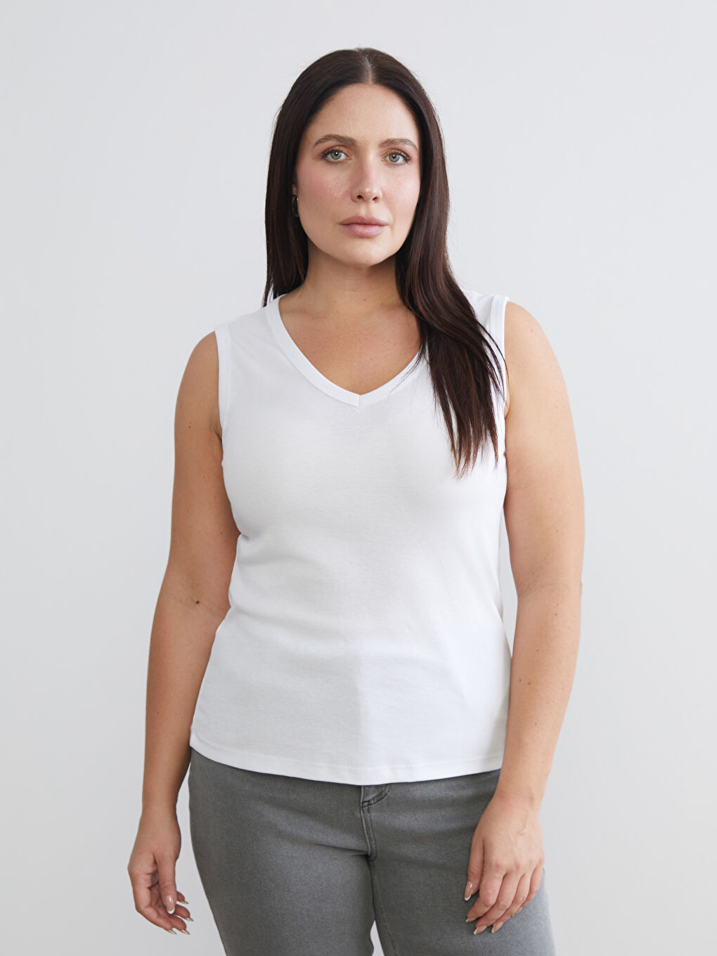 Beyaz Büyük Beden V Yaka Kadın Atlet 2'li-1