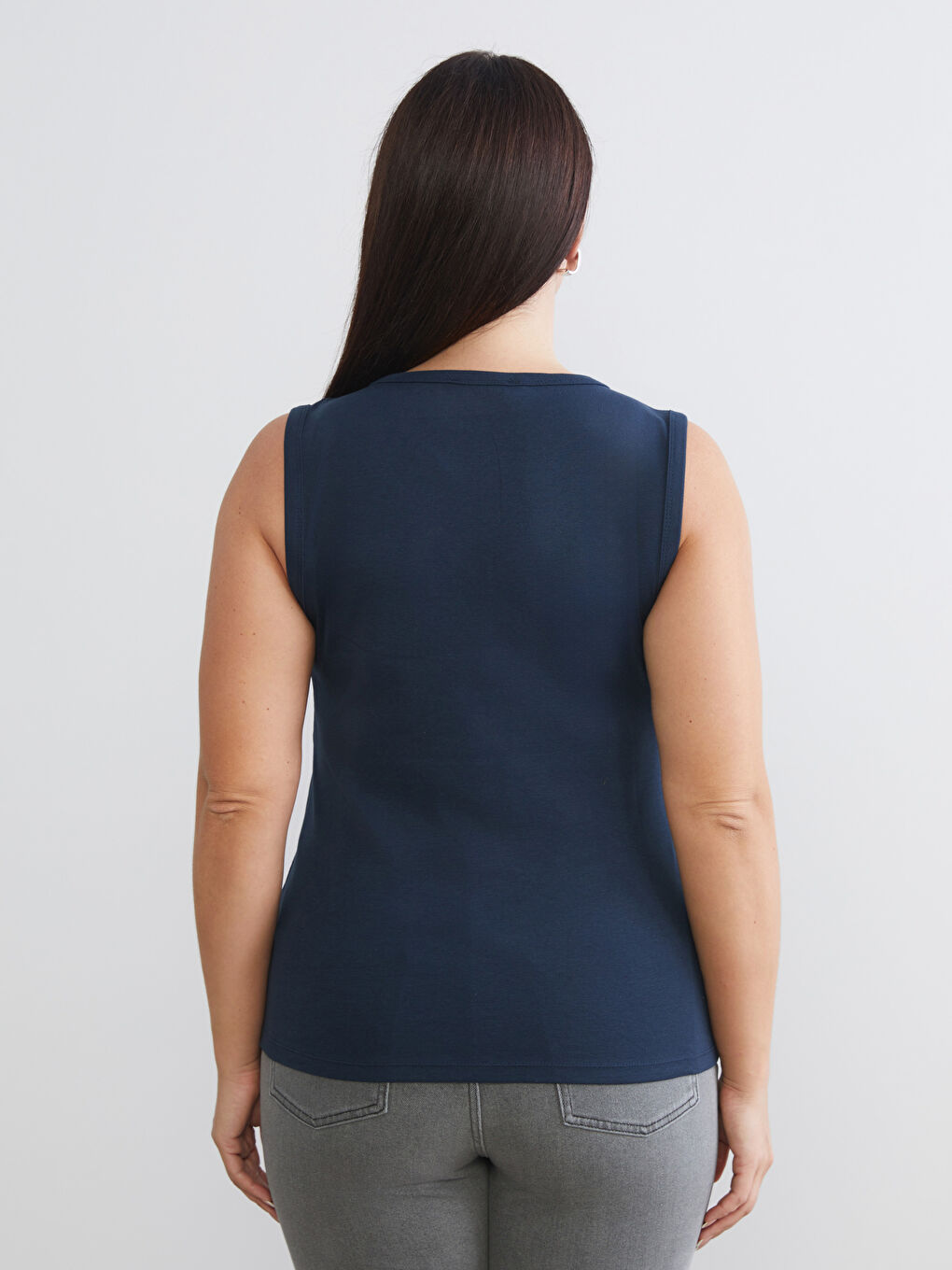 Beyaz Büyük Beden V Yaka Kadın Atlet 2'li-7