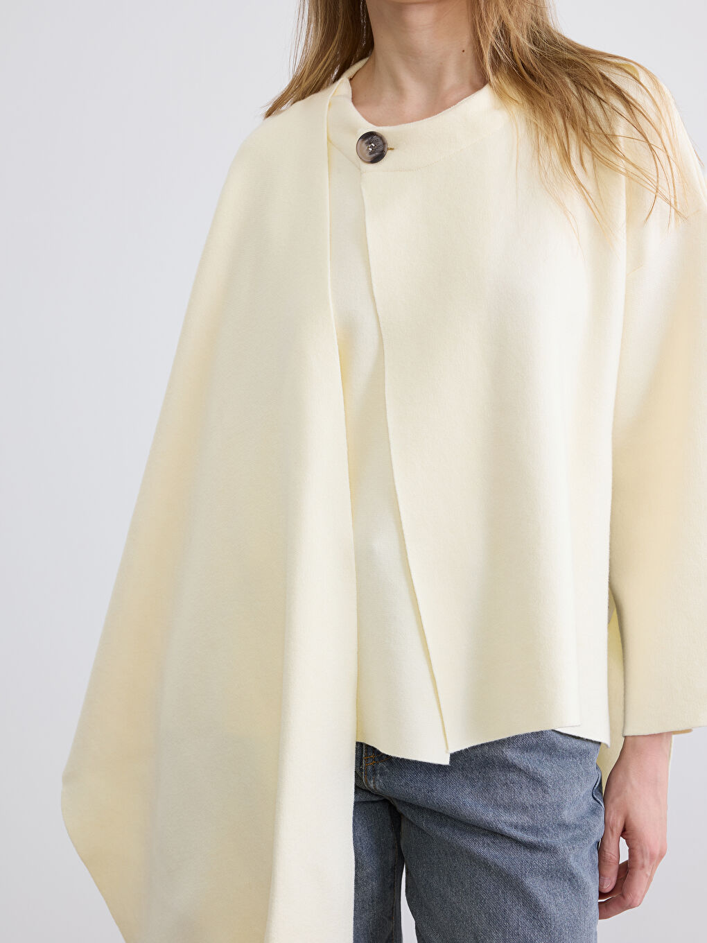 Ekru Bisiklet Yaka Şal Detaylı Kadın Triko Kazak-2