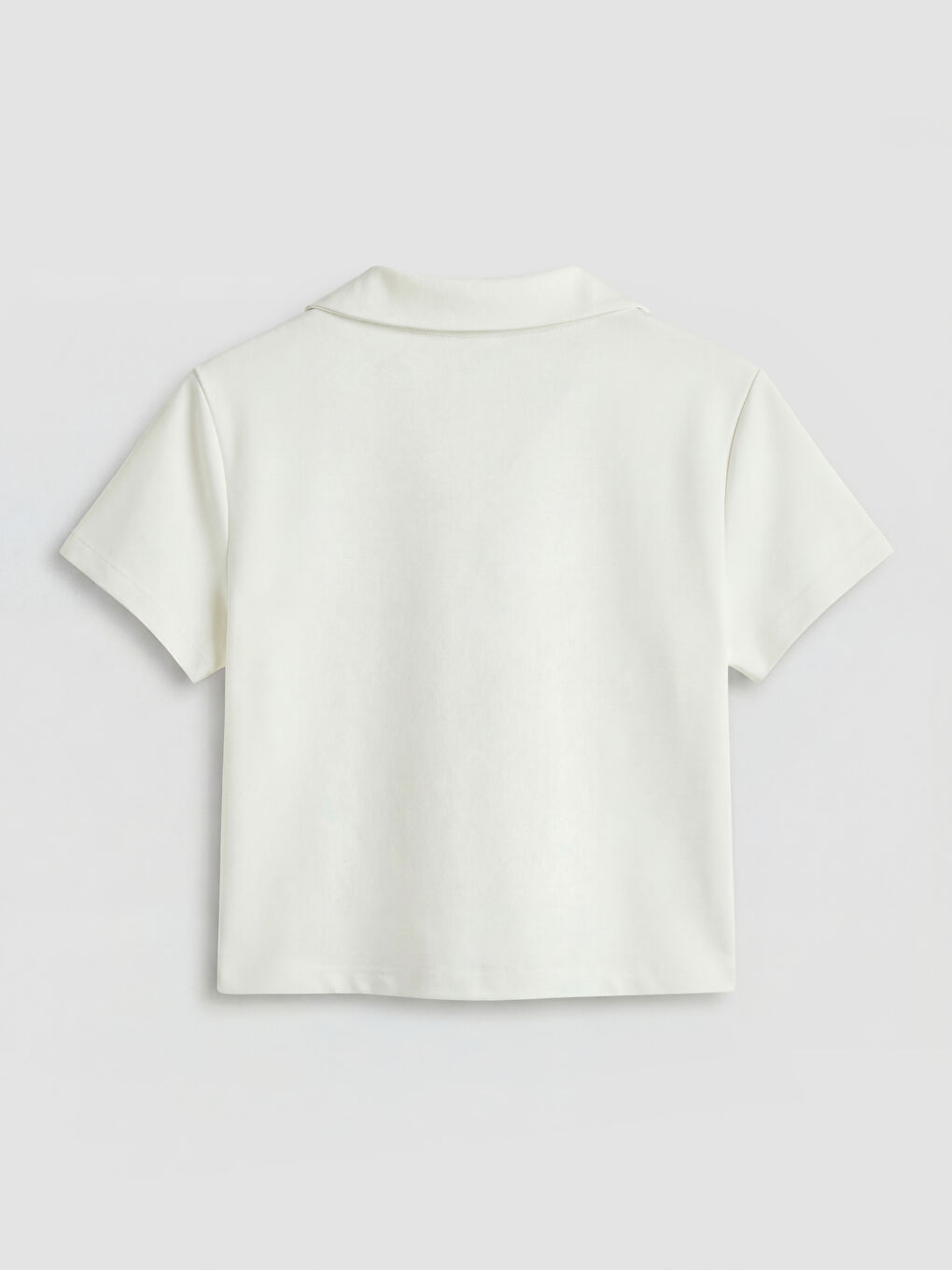 Beyaz Polo Yaka Kadın Tişört-1