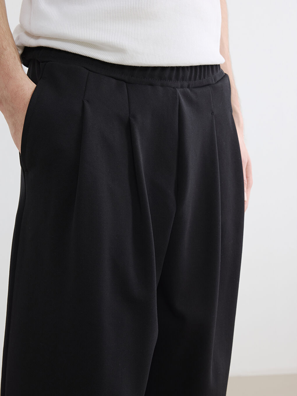 Relaxed Fit Men's Sweatpants-2