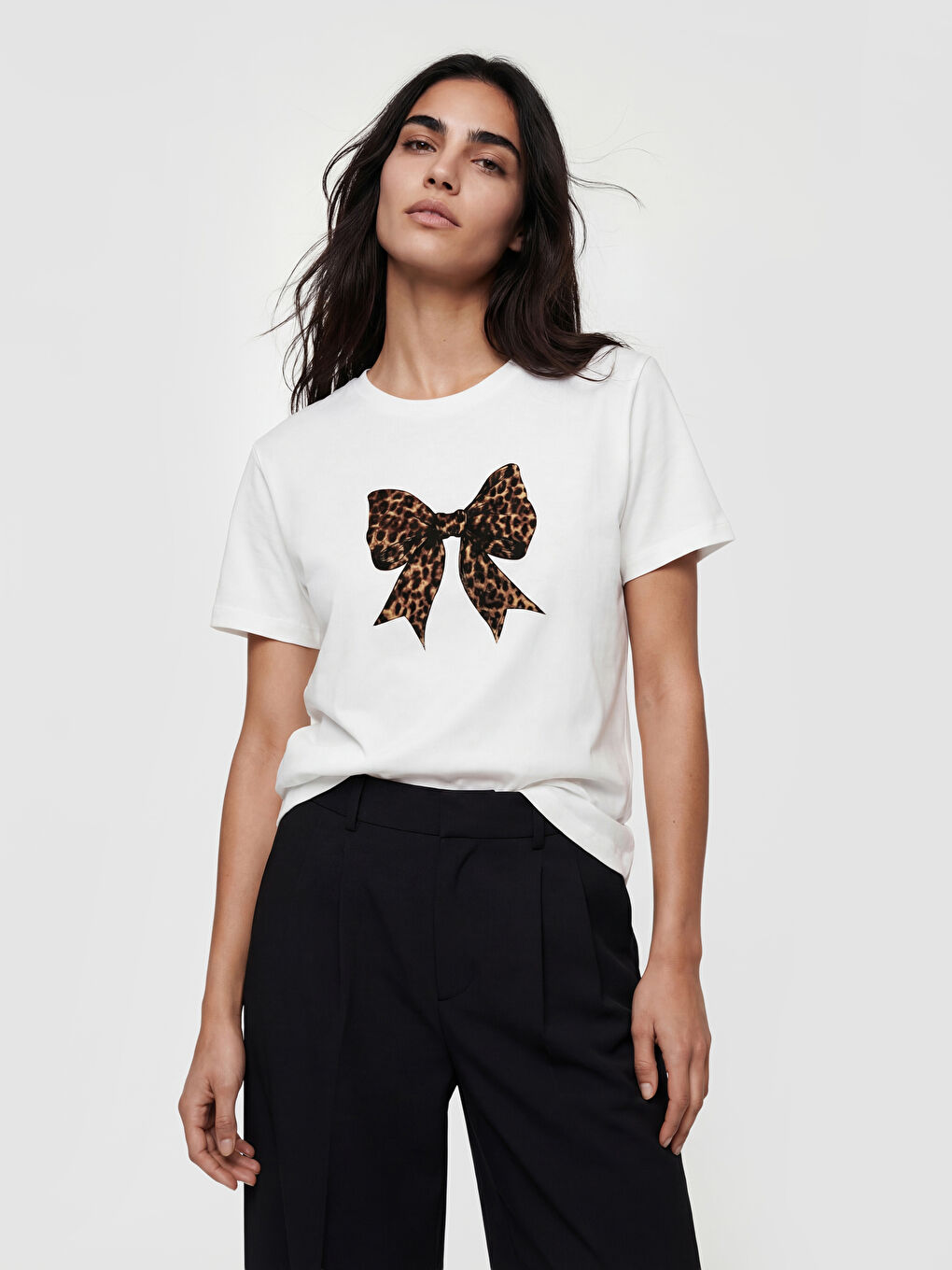 Crew Neck Bow Printed Women's T-Shirt