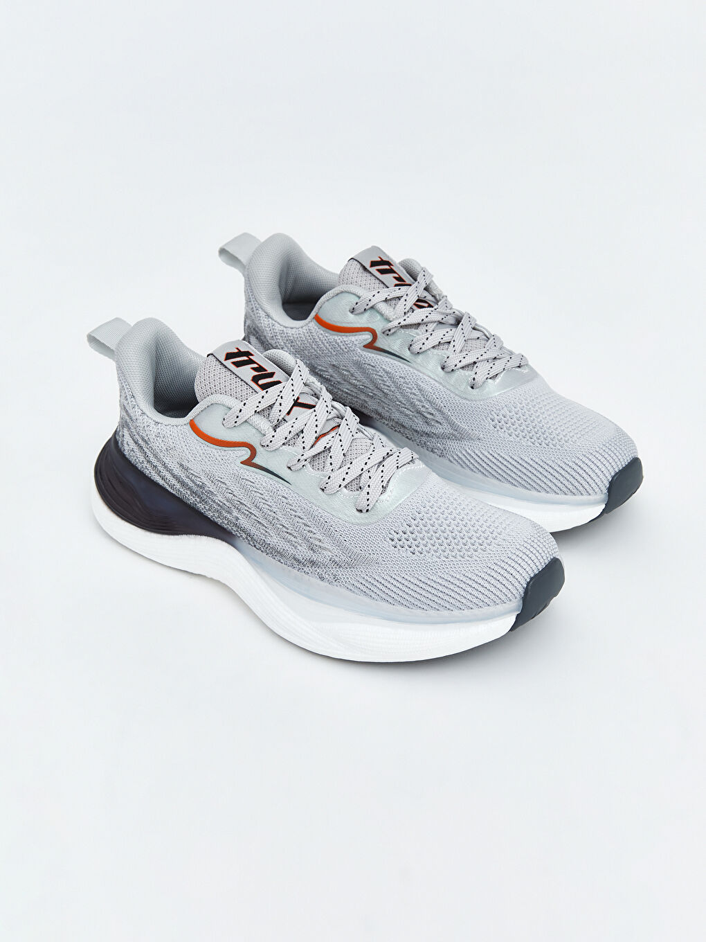 Gri Fileli Kadın Spor Ayakkabı