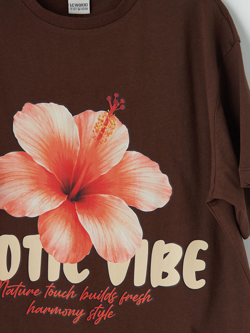 Kahverengi Bisiklet Yaka Çiçek Baskılı Kız Çocuk Tişört-2