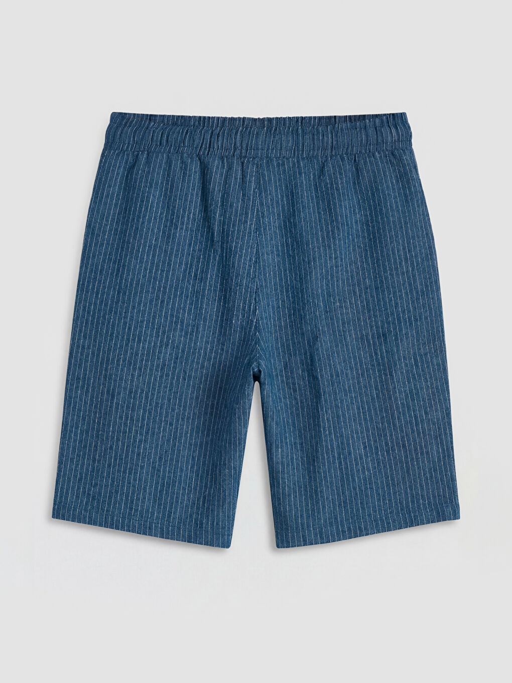 Beyaz Çizgili Erkek Çocuk Şort-1