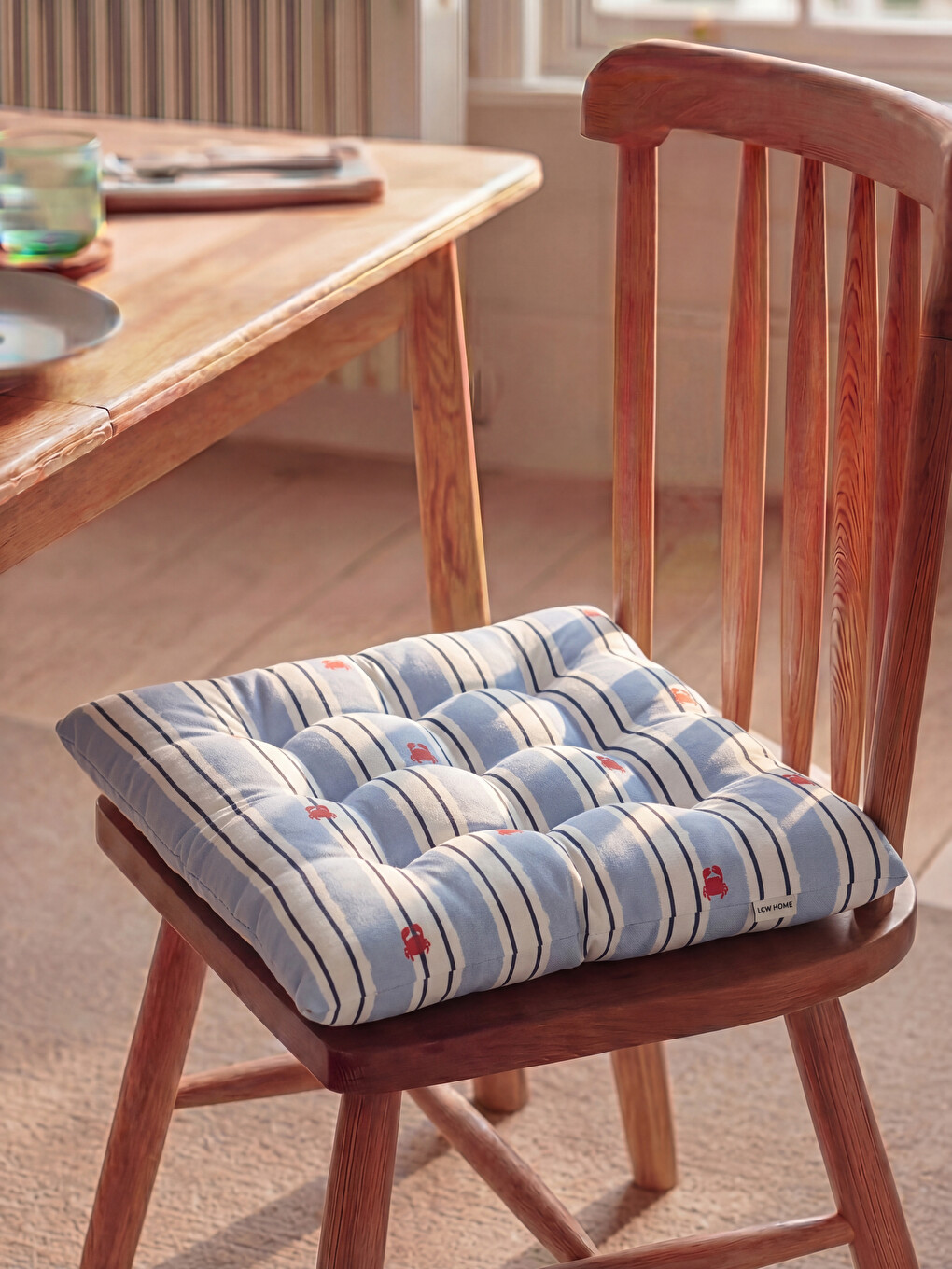 Karışık Desenli Dolgulu Minder 45x45 cm-1