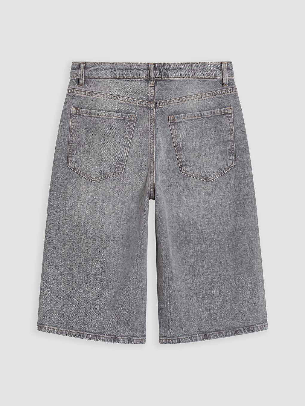 Gri Bermuda Fit Kadın Jean Şort-1