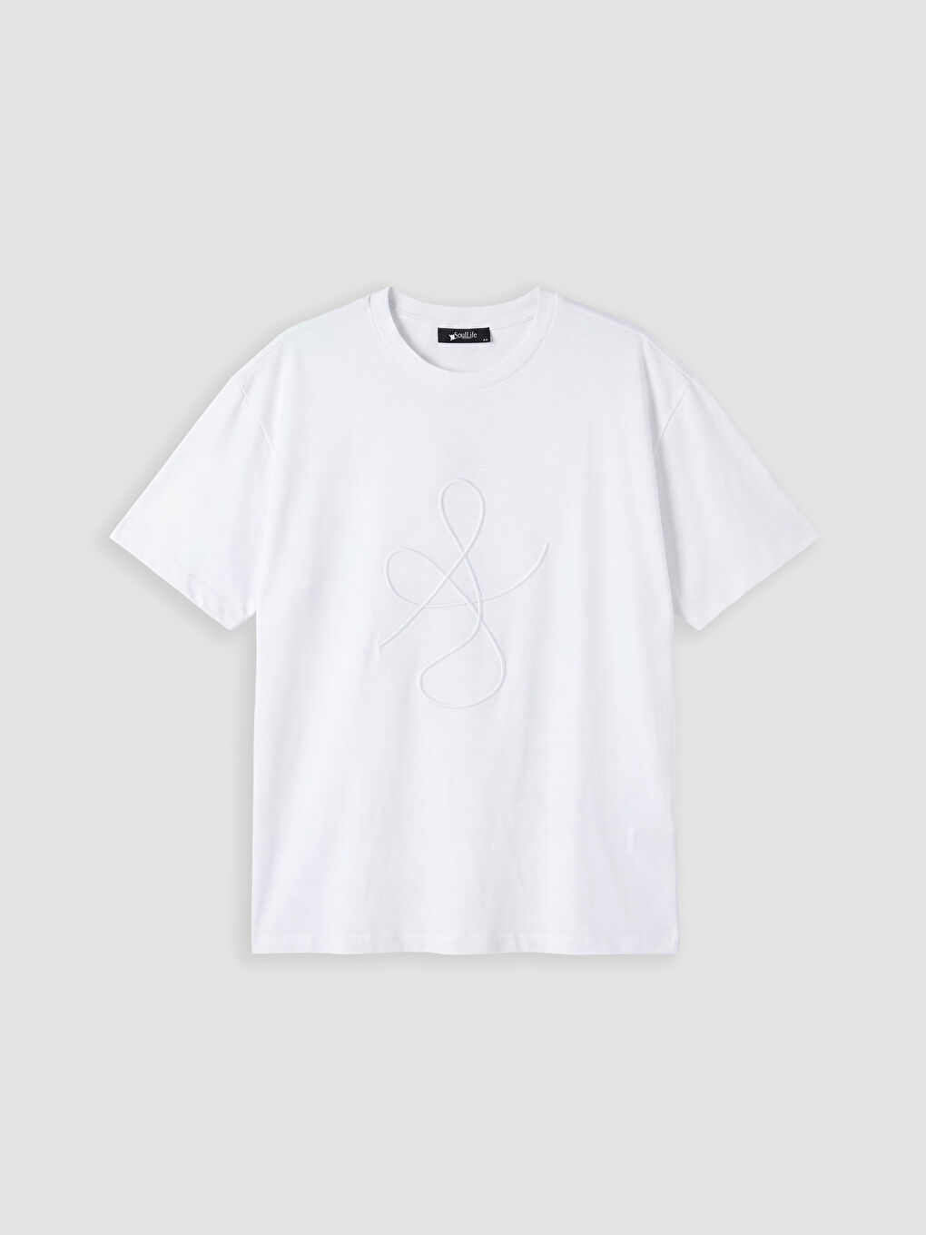 Beyaz Bisiklet Yaka Nakışlı Kadın Tişört