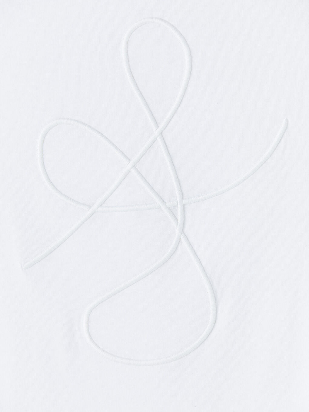 Beyaz Bisiklet Yaka Nakışlı Kadın Tişört-2