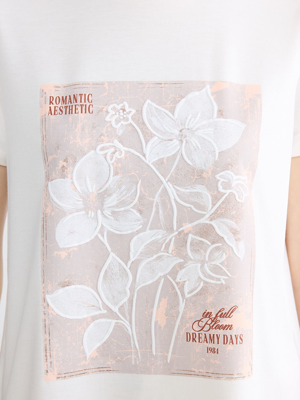 Crew Neck Printed Women's T-Shirt-2