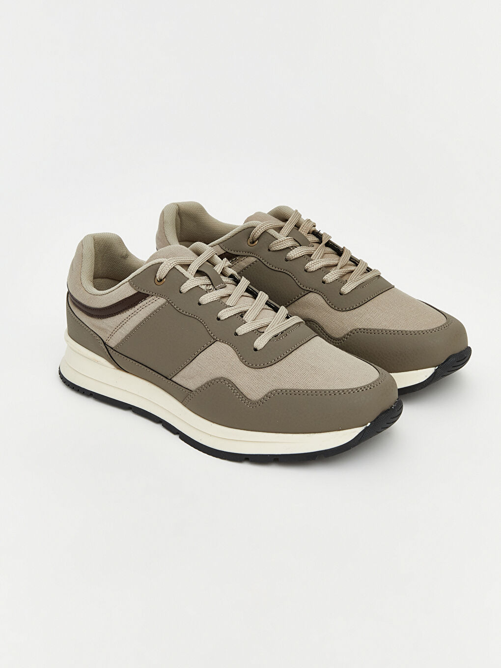 Bej Fileli Erkek Spor Ayakkabı