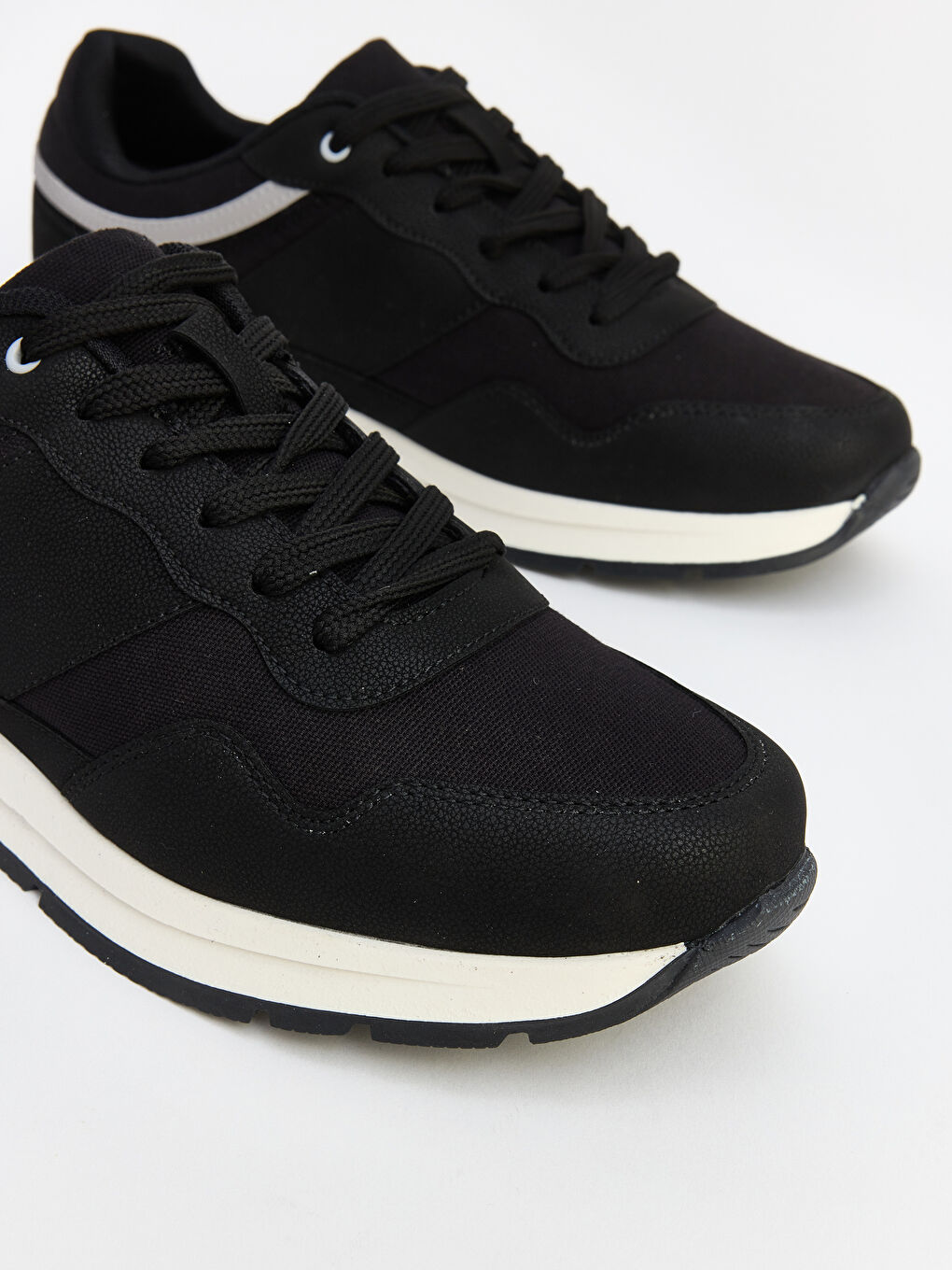 Siyah Fileli Erkek Spor Ayakkabı-2