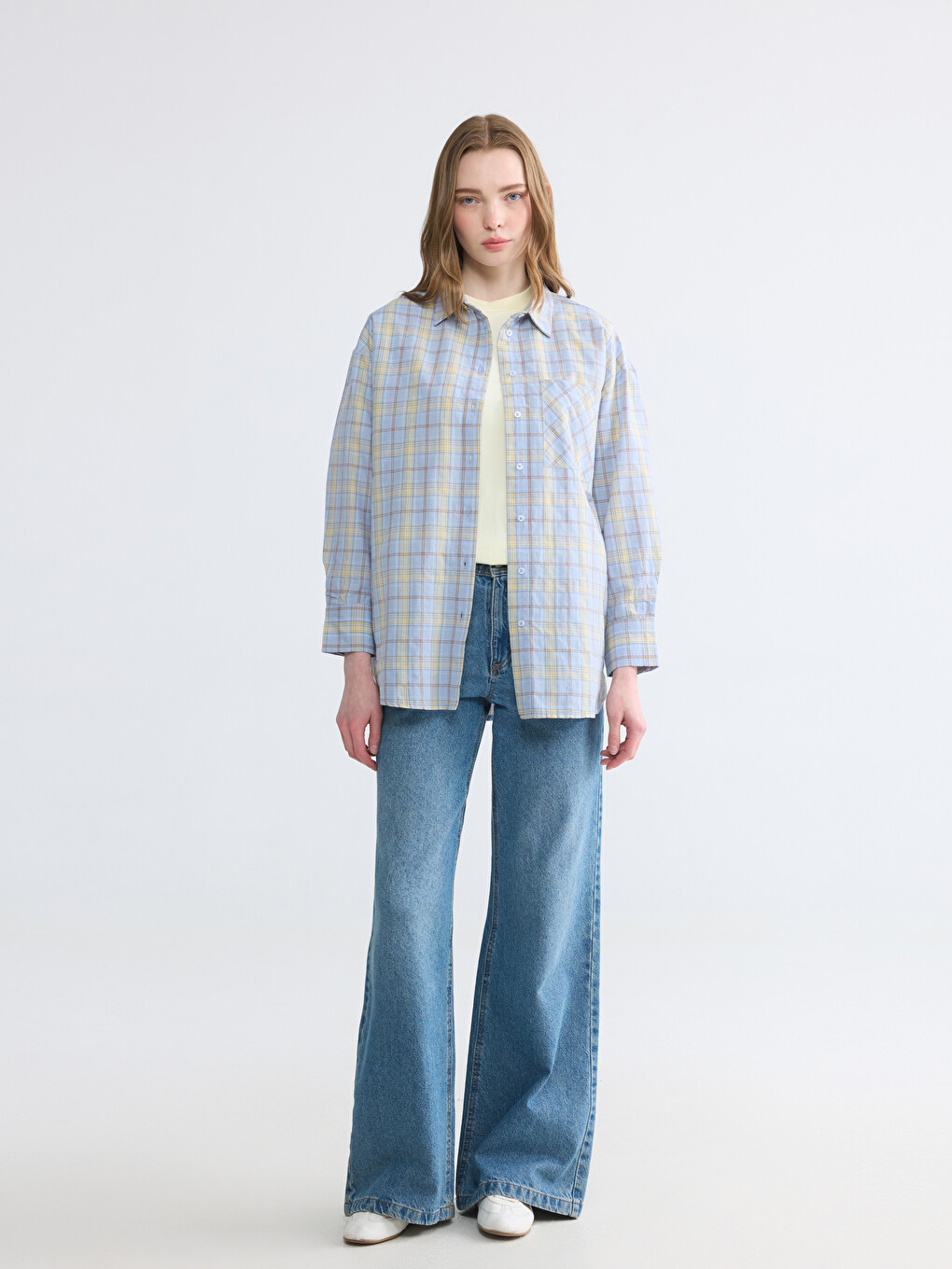 Plaid Oversize Women's Shirt-1