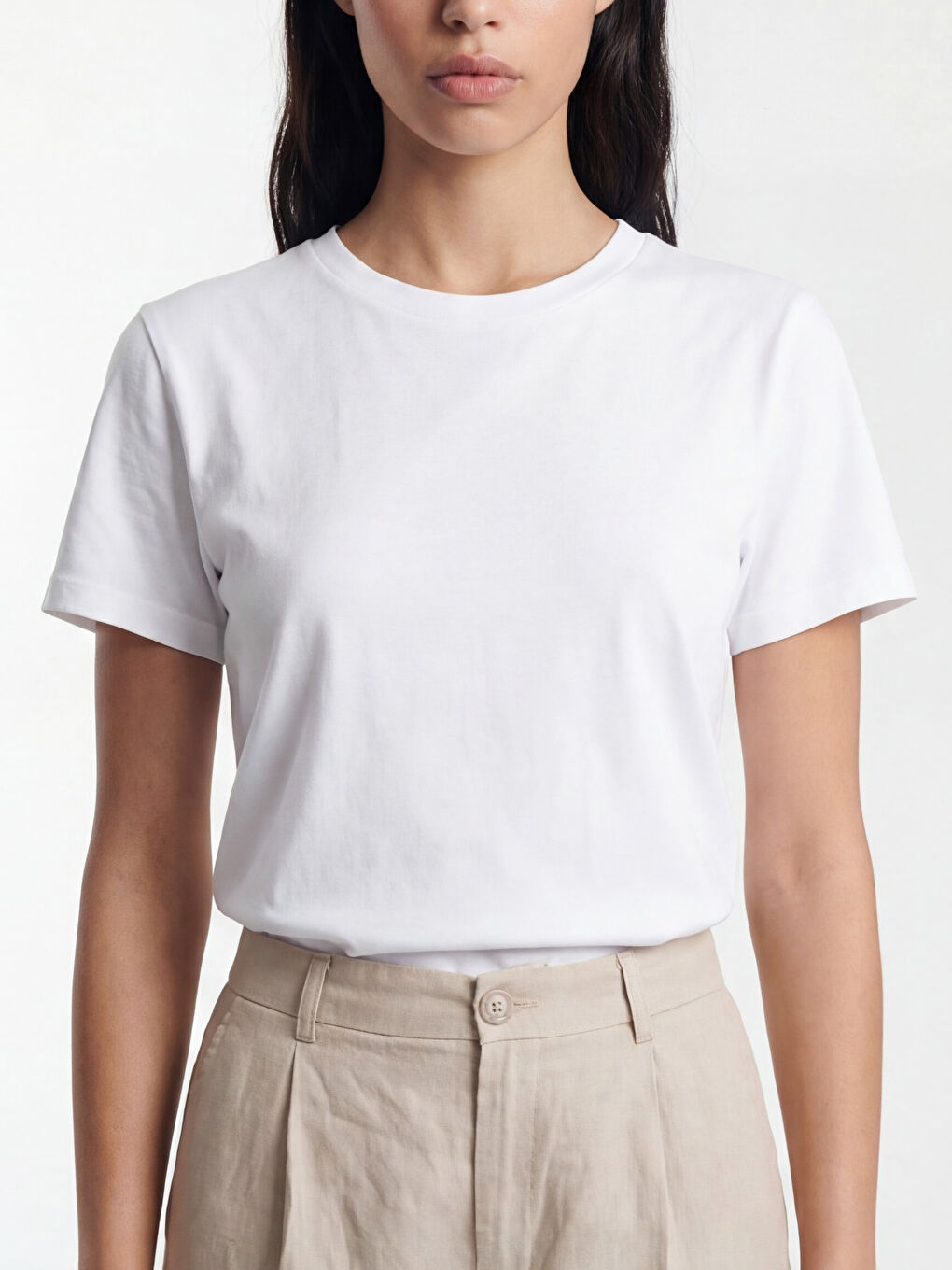 Beyaz Bisiklet Yaka Kadın Tişört-2