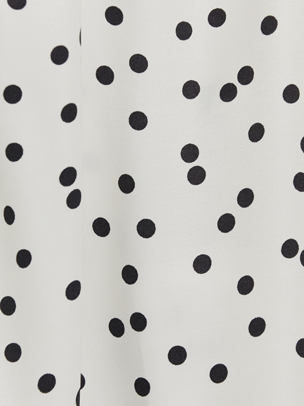 Beyaz Halter Yaka Puantiyeli Saten Bluz-6