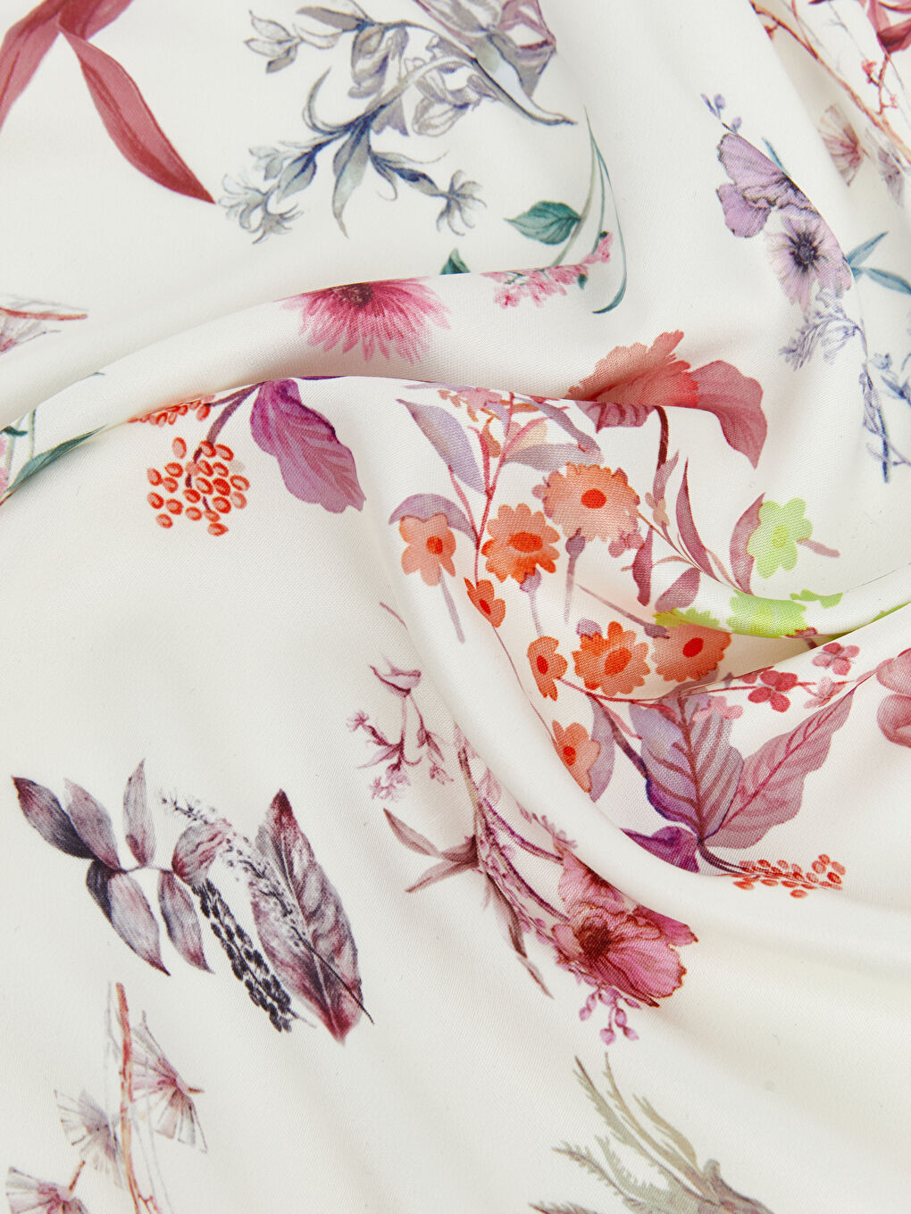 Ekru Çiçek Desenli Kadın Bandana-2