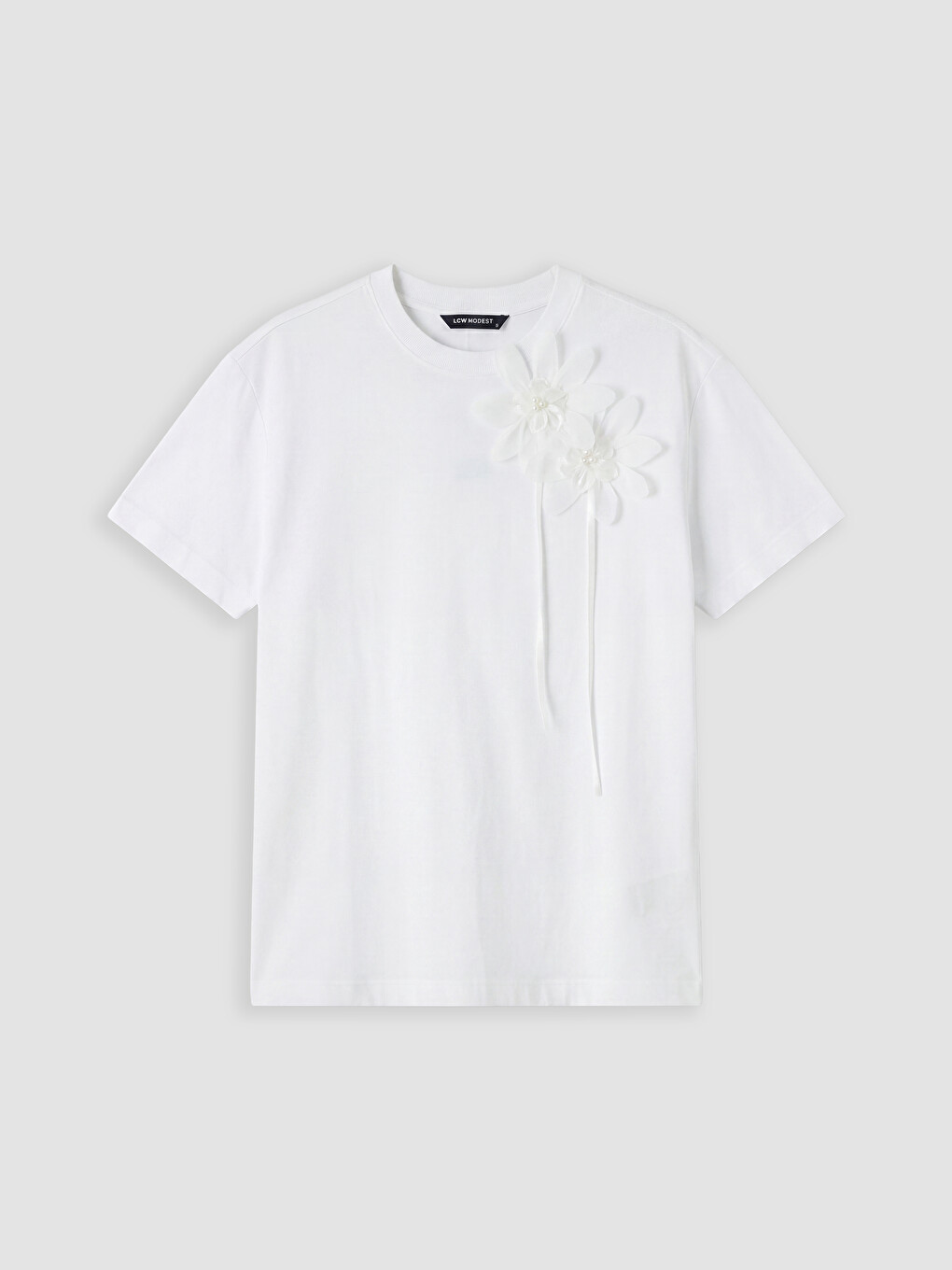 Crew Neck Flower Appliquéd Blouse-4