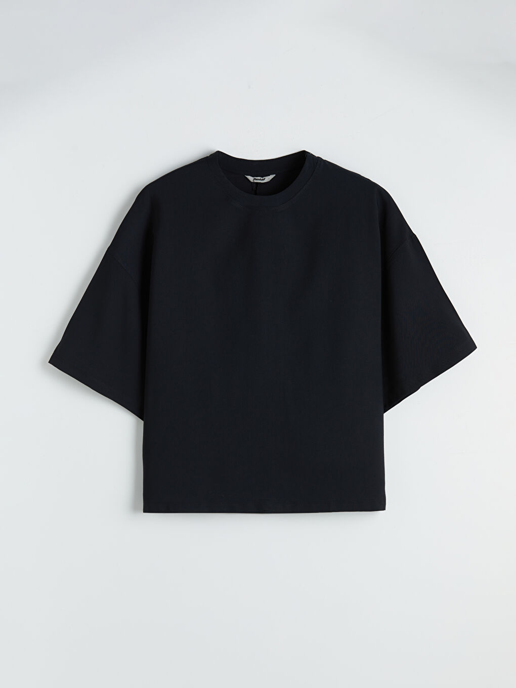 Siyah Bisiklet Yaka Erkek Tişört-3