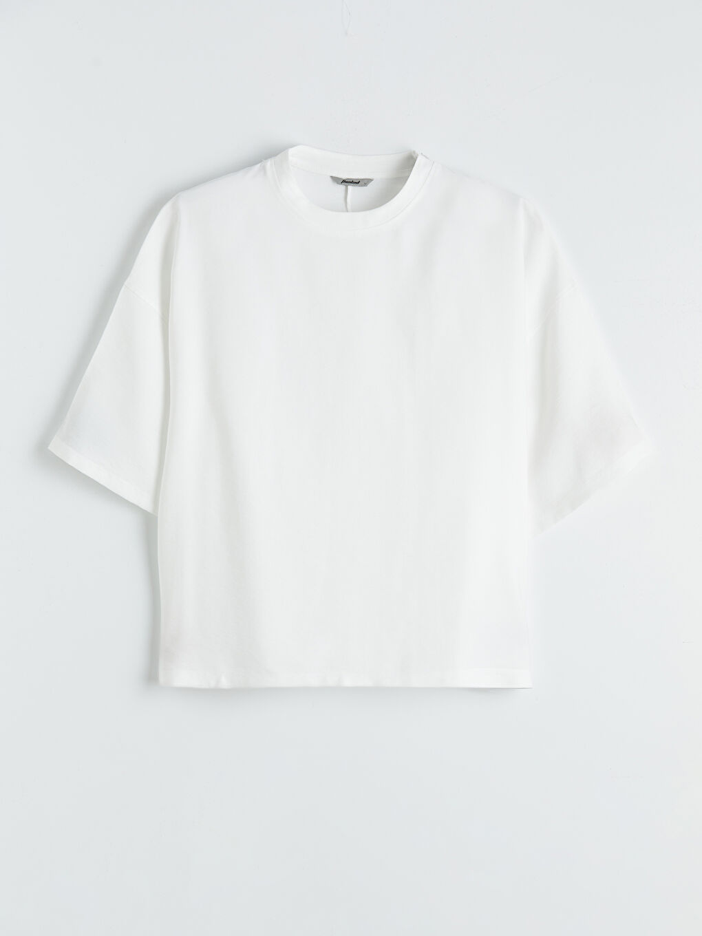 Beyaz Bisiklet Yaka Erkek Tişört-3