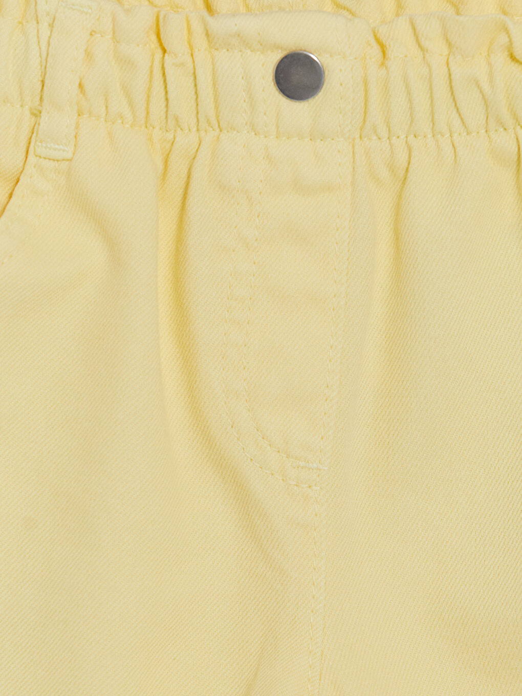Sarı Fiyonk Detaylı Kız Çocuk Şort-2