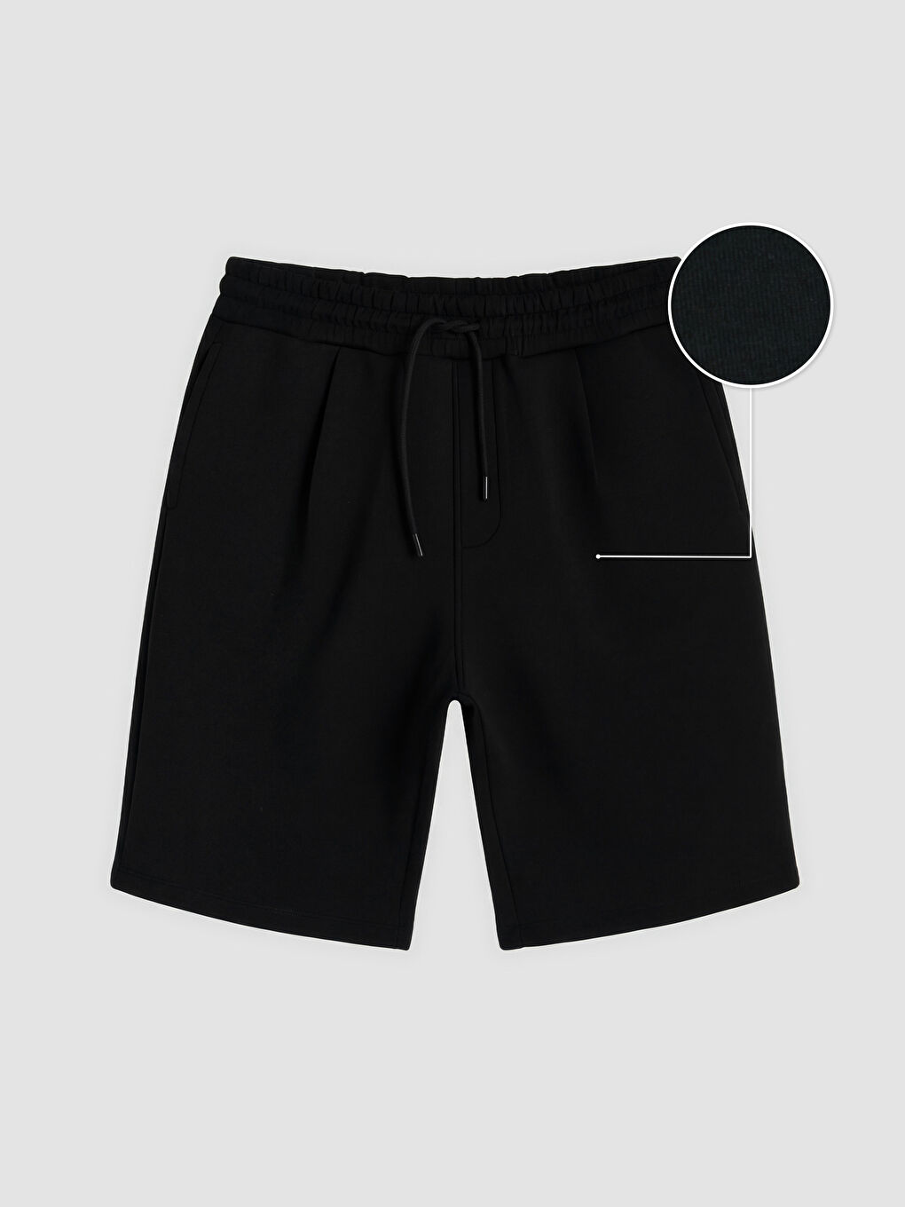 Siyah Rahat Kalıp Erkek Şort