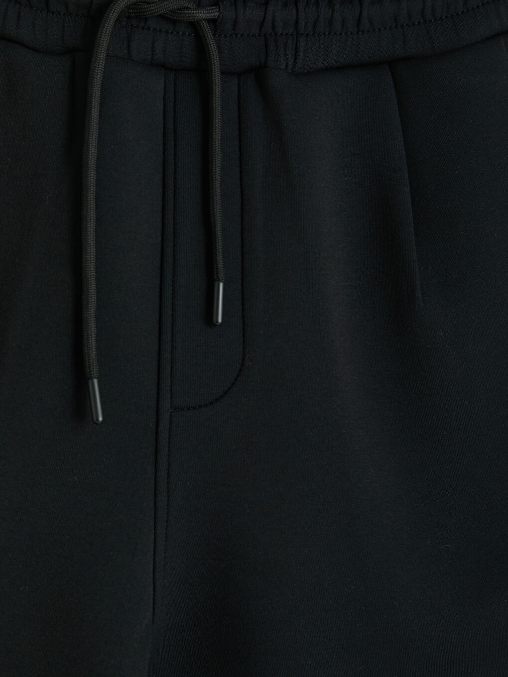 Siyah Rahat Kalıp Erkek Şort-2