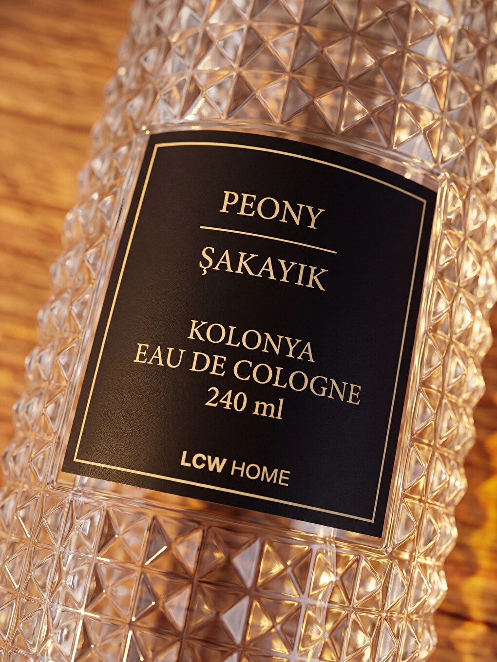 Peony Scented Cologne 240 ml-1