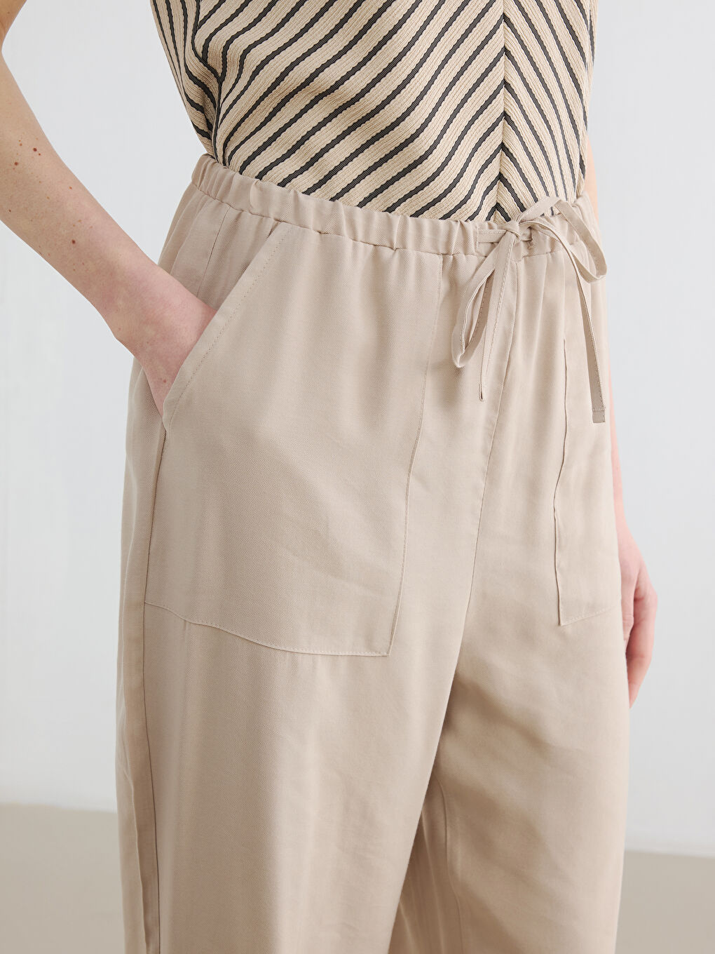 Elastic Waist Women's Trousers-2