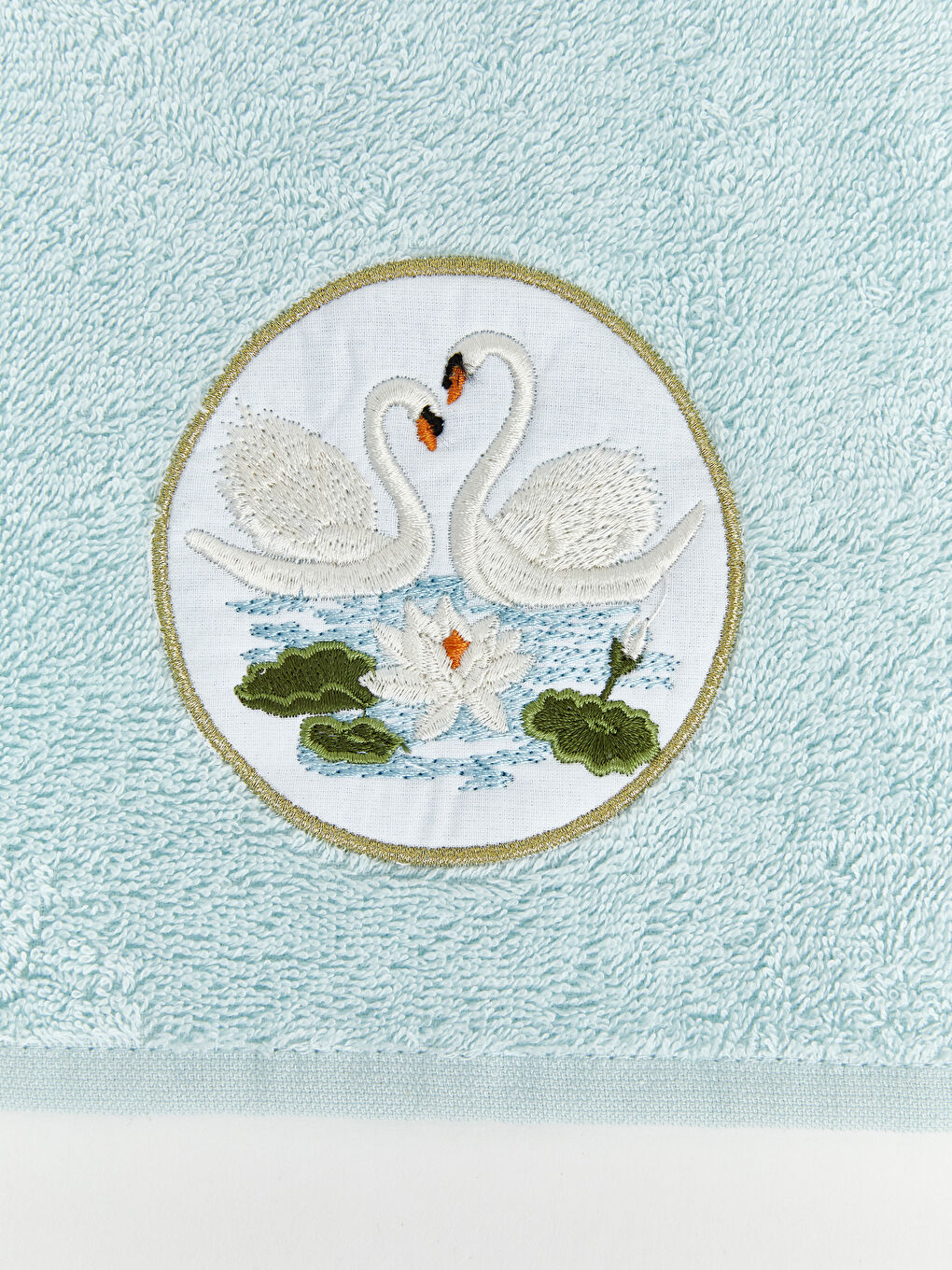 Yeşil Kuğu Nakışlı Pamuklu Yüz Havlusu 50x80 cm-3