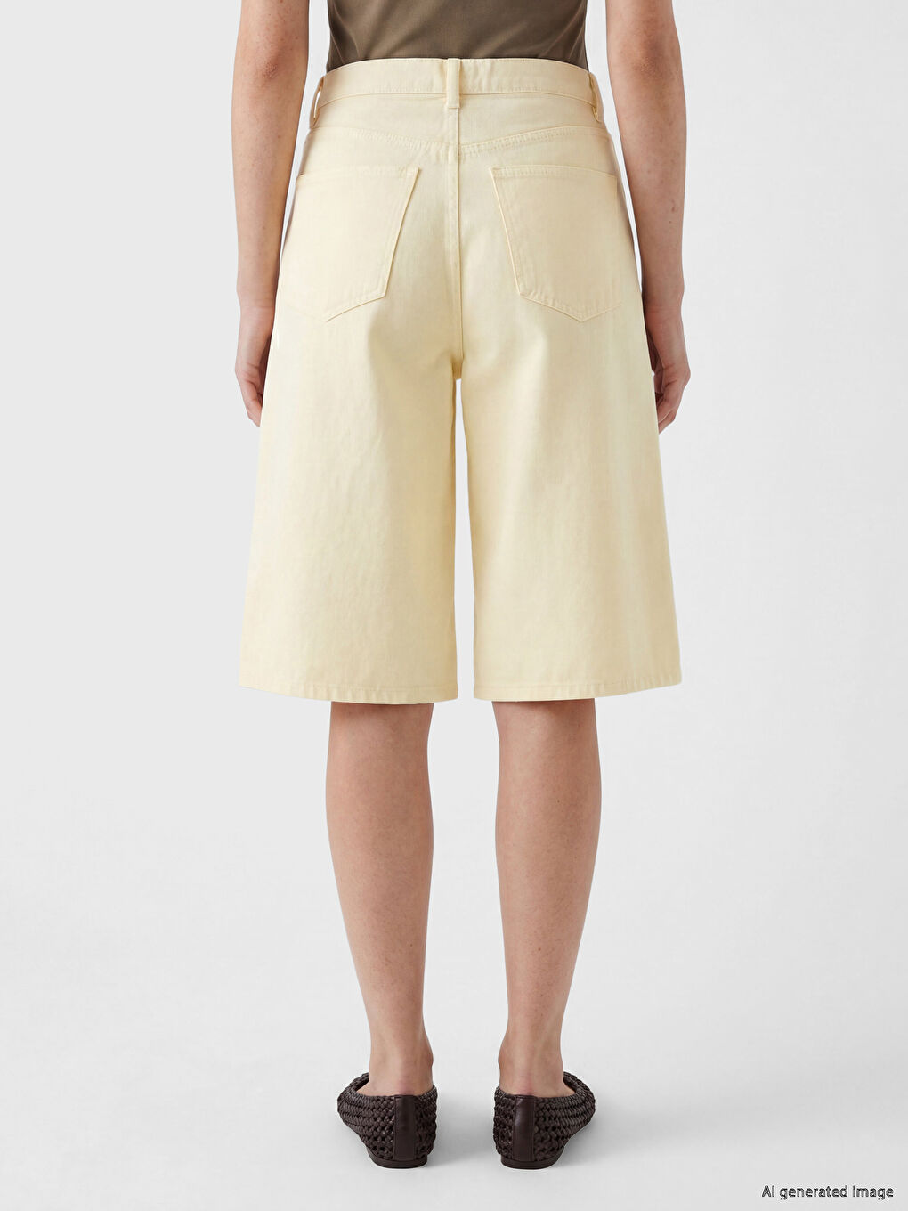 Bermuda Fit Women's Jean Shorts-3