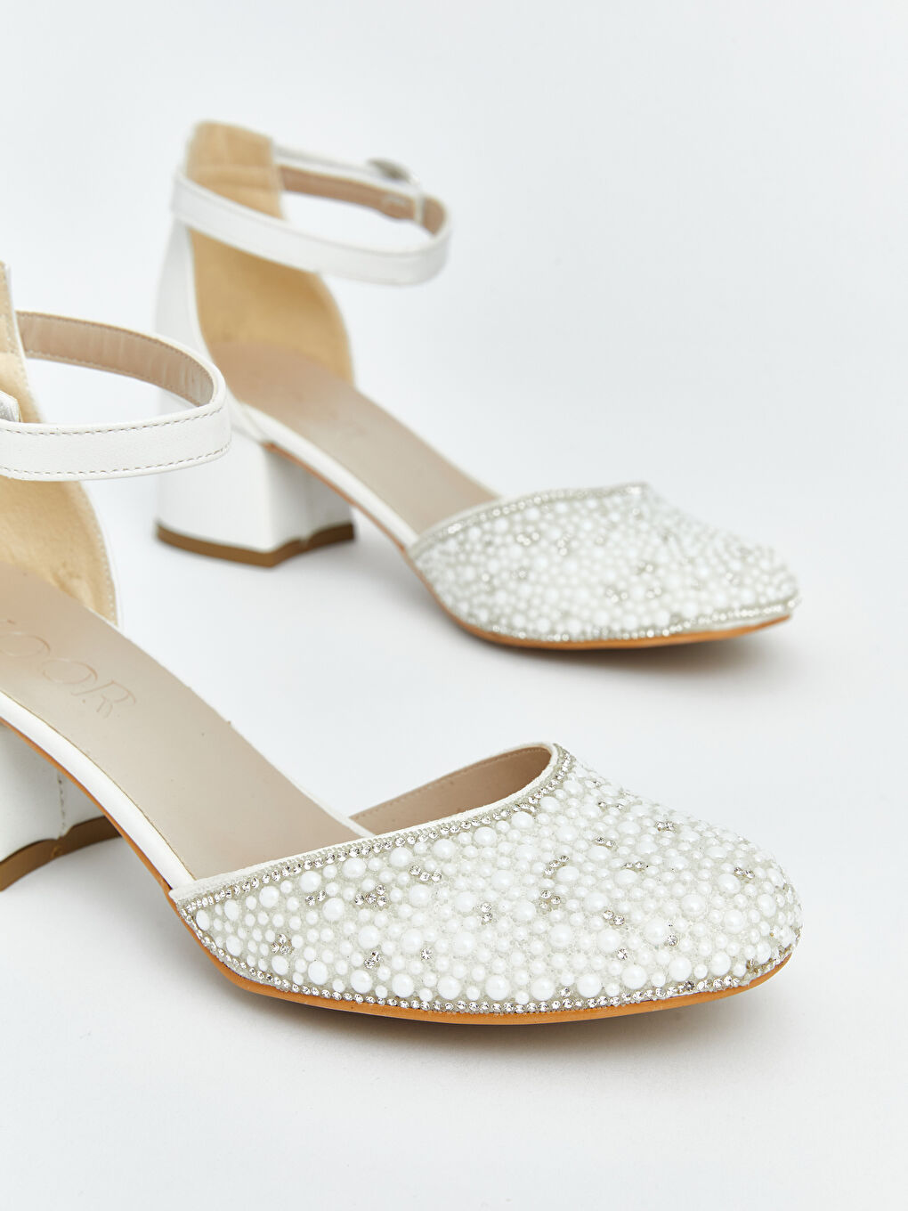 Ekru Deri Görünümlü Kız Çocuk Topuklu Ayakkabı-2