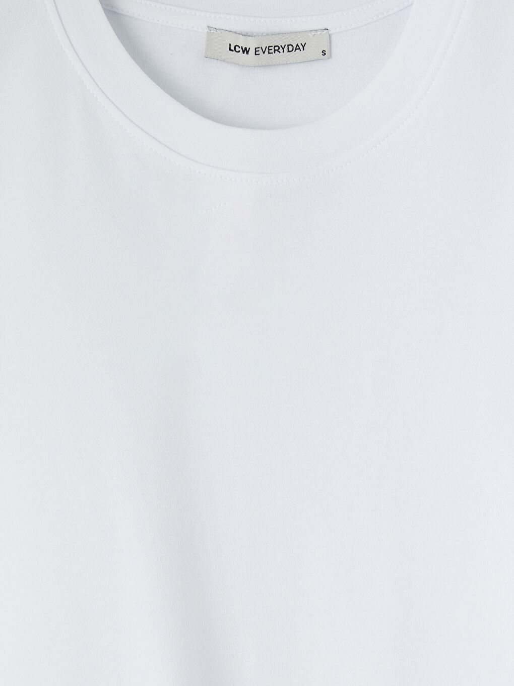 Beyaz Bisiklet Yaka Kadın Tişört-2