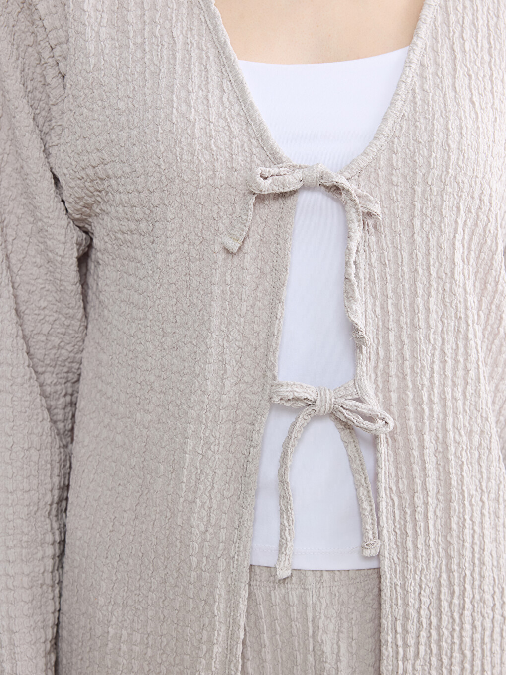 V Neck Tie-Up Textured Women's Cardigan-2