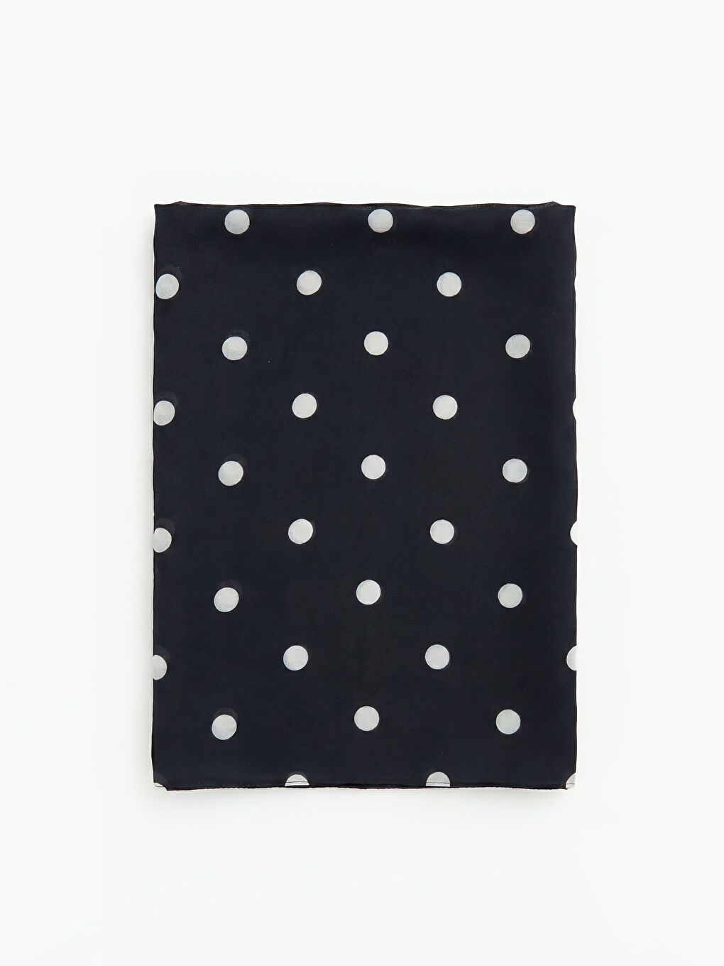 Siyah Puantiyeli Kadın Şal-2