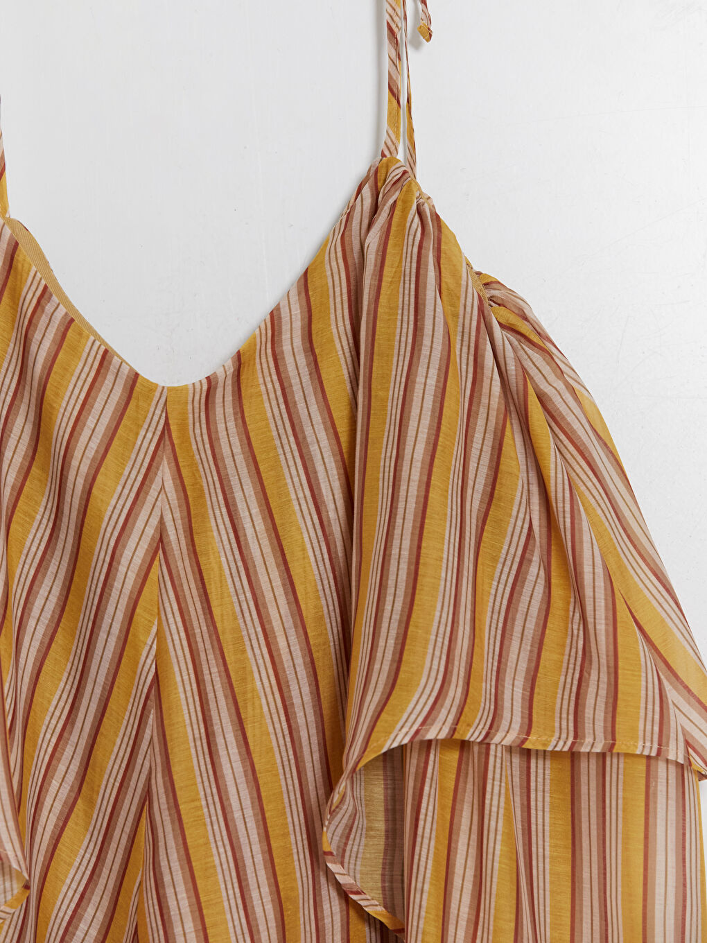 Turuncu İp Askılı Çizgili Fırfırlı Katkat Elbise-7