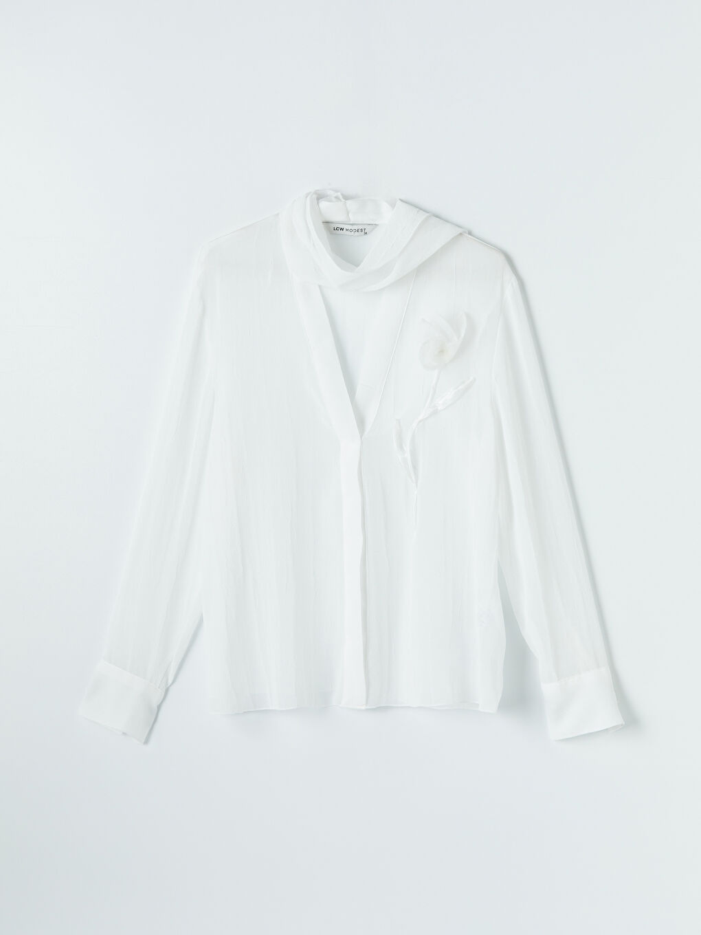 Ekru Şal Yaka Çiçek Aplikeli Kadın Gömlek