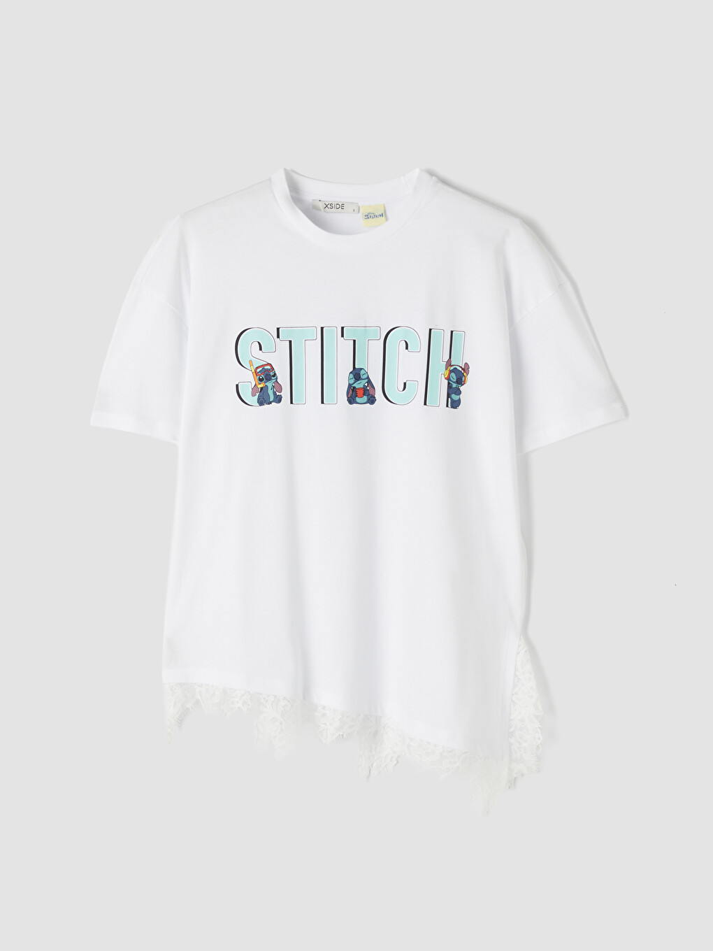 Beyaz Stitch Baskılı %100 Pamuklu Kadın Tişört