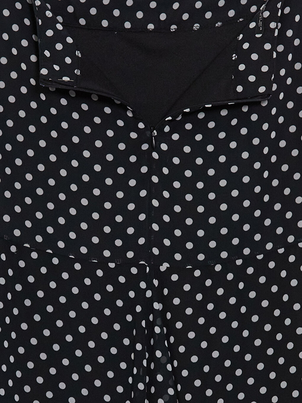 Siyah Beli Fermuarlı Puantiyeli Etek-6