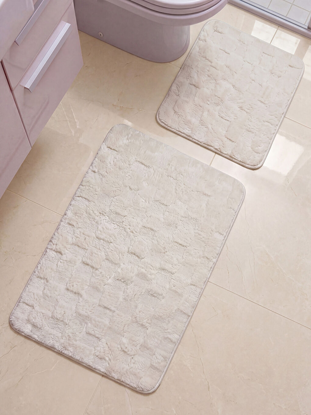 Beyaz Kareli Desenli 2'li Banyo Paspası Takımı