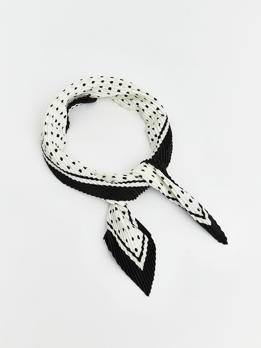 Siyah Desenli Kadın Bandana