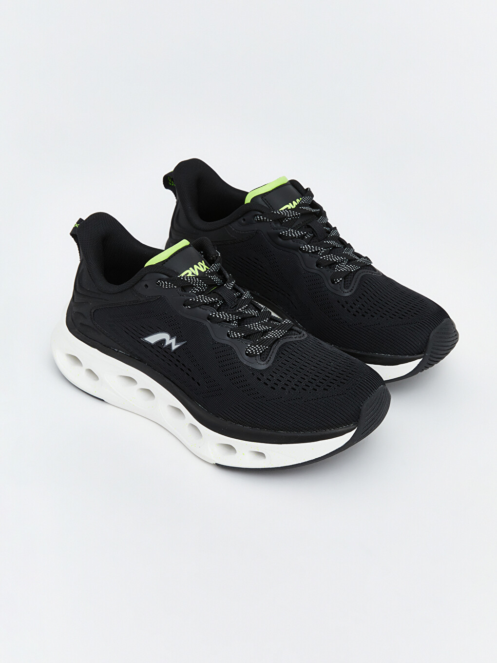 Siyah Bağcıklı Fileli Erkek Sneaker