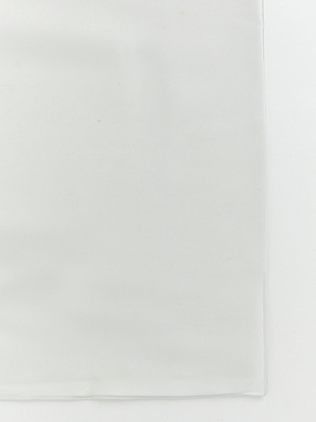 Beyaz Basic İpek Yastık Kılıfı 50x70 cm-4