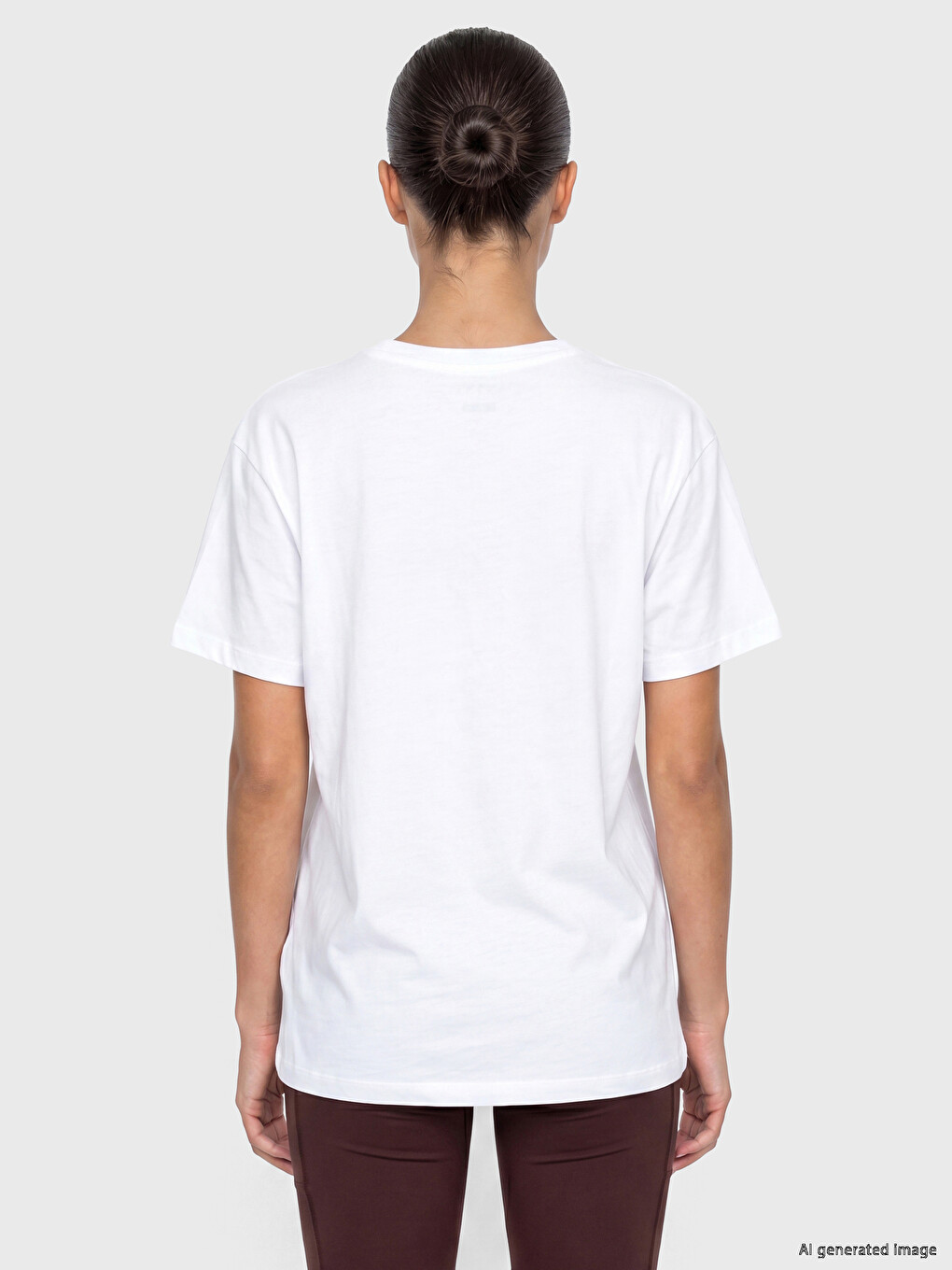 Beyaz Baskılı Oversize Kadın Spor Tişört-3