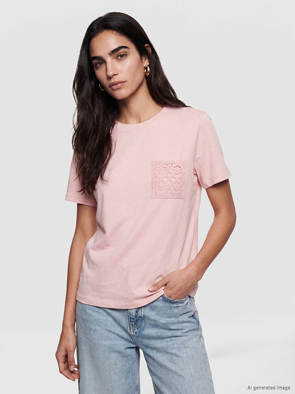 Pembe Dantel Cepli %100 Pamuklu Kadın Tişört