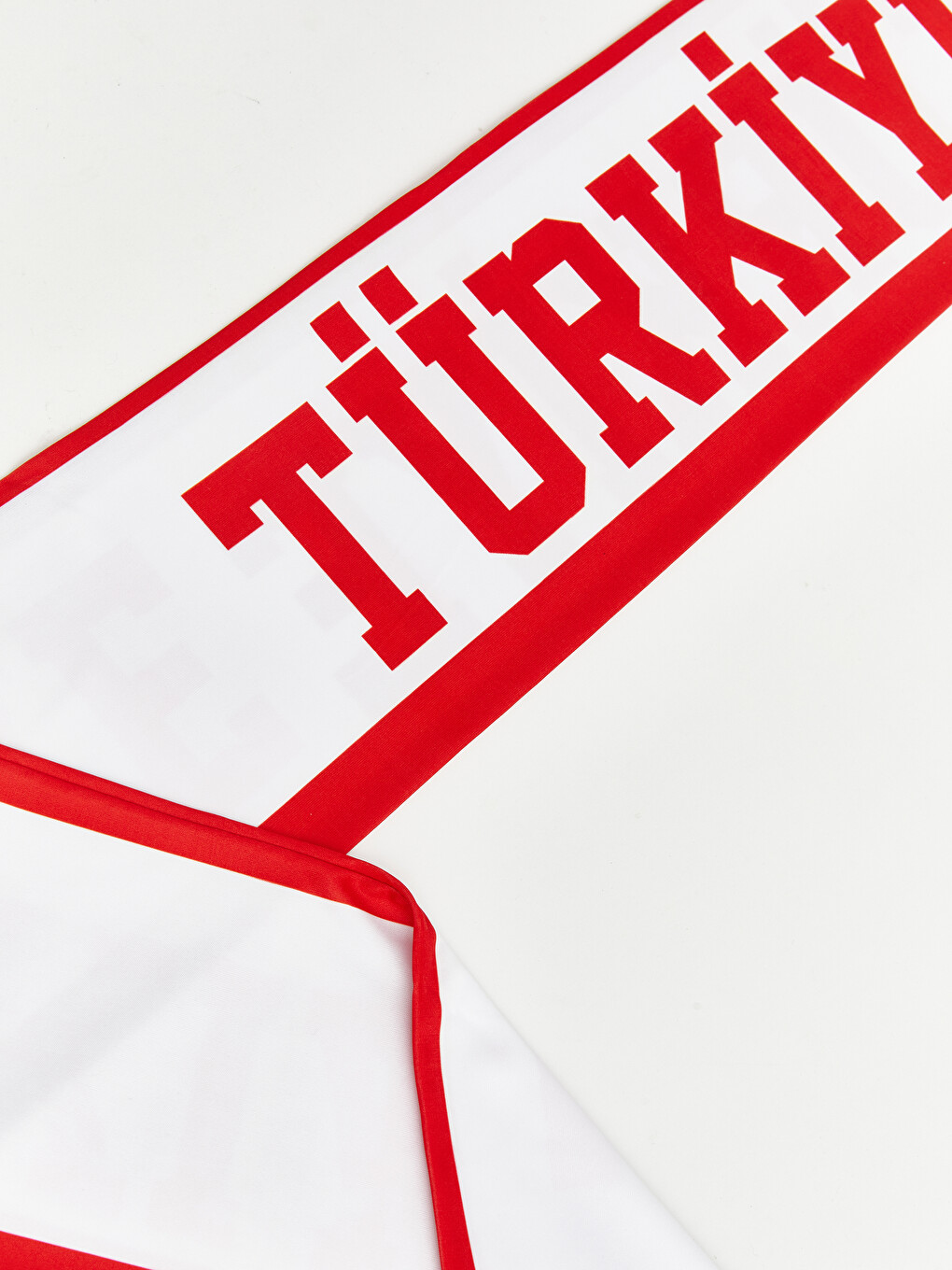 Beyaz Türkiye Baskılı Püsküllü Kız Çocuk Atkı-1