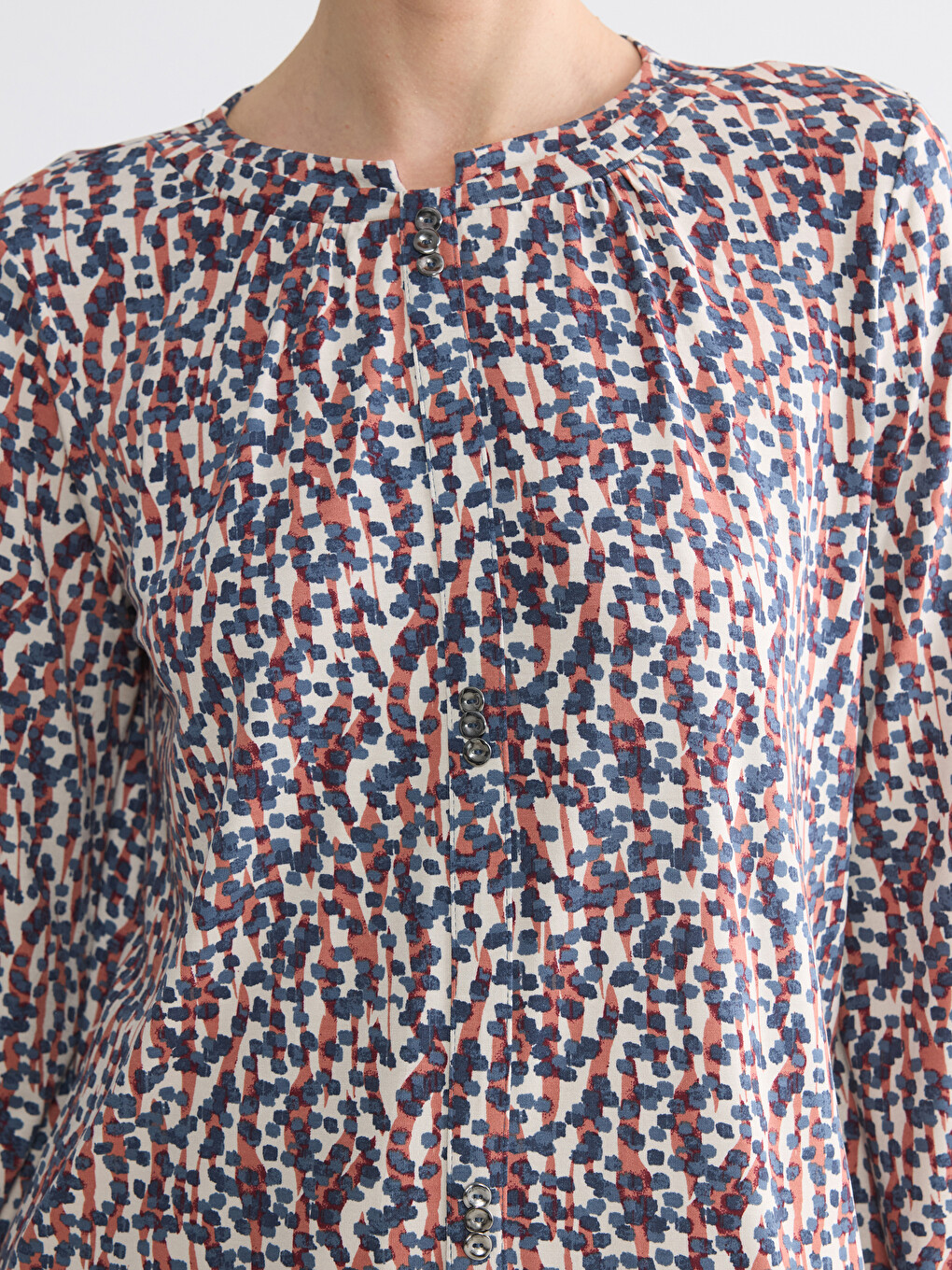 Crew Neck Patterned Blouse-2