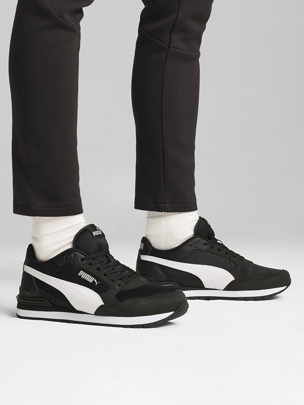 Siyah St Runner V4 Mesh Erkek Spor Ayakkabı-1