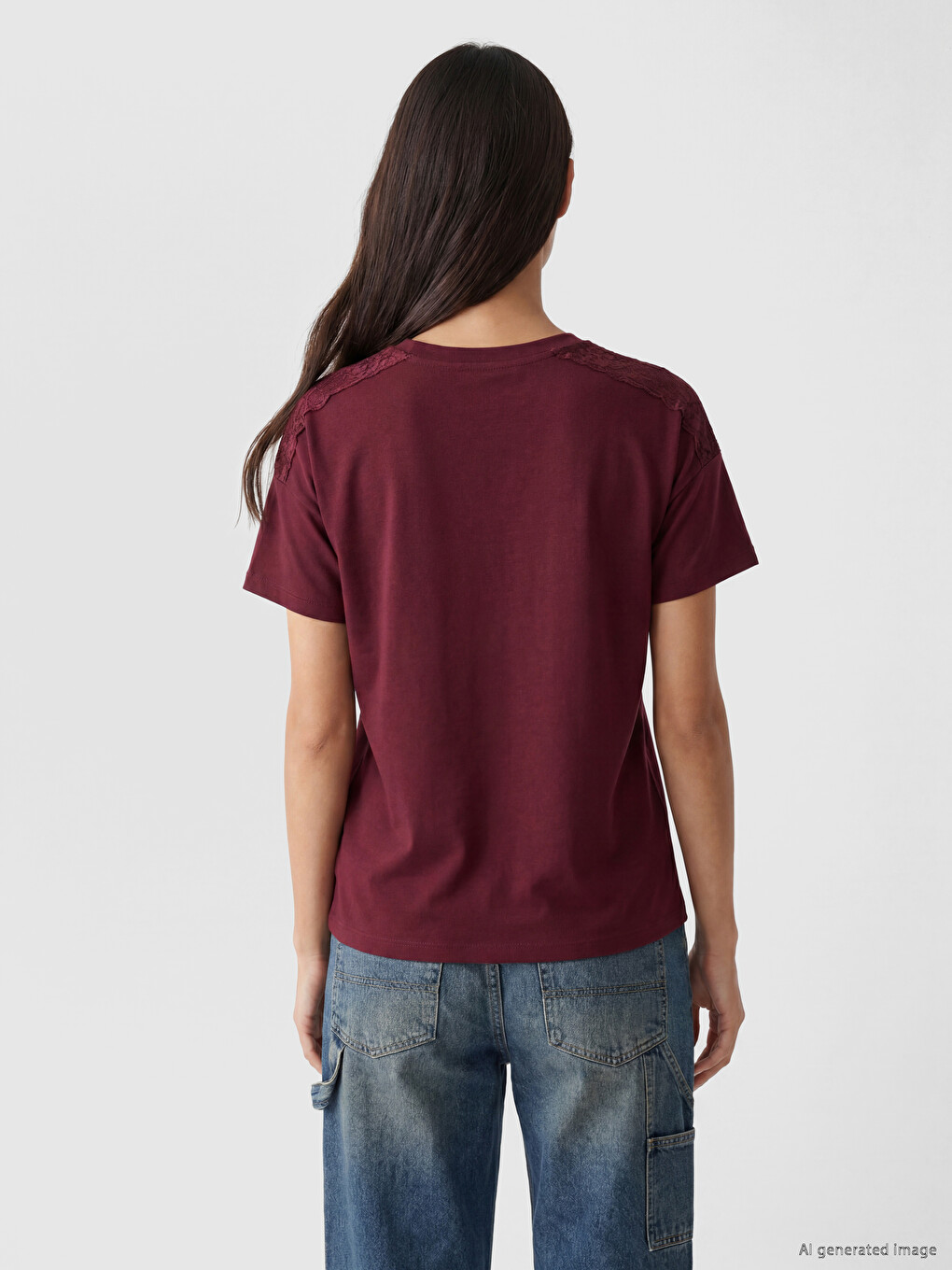 Crew Neck Lace Detailed Women's T-shirt-2