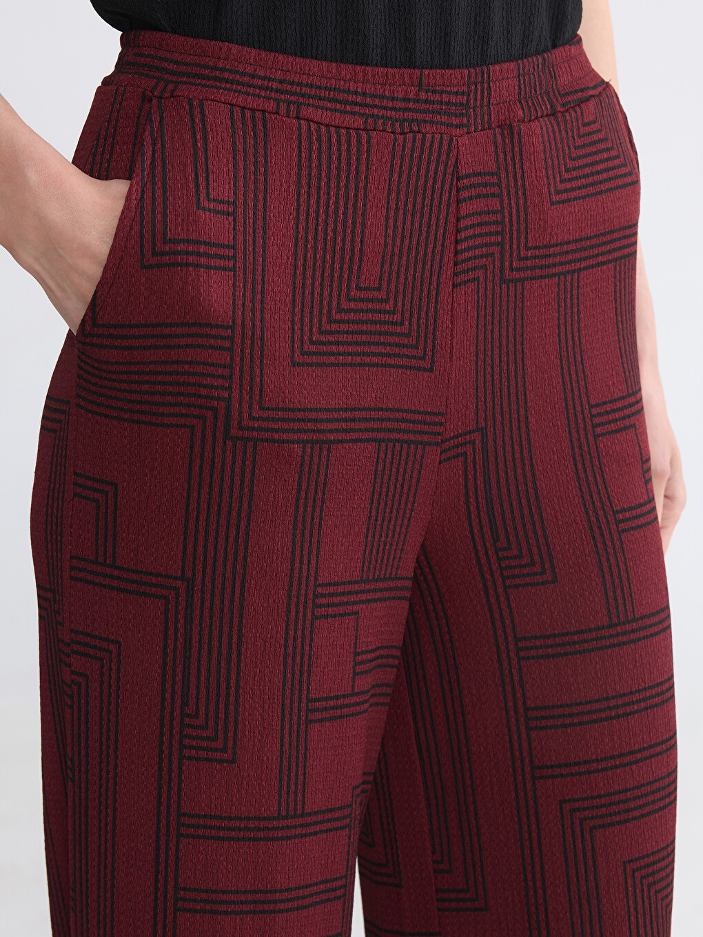 Elastic Waist Geometric Patterned Women's Trousers-2